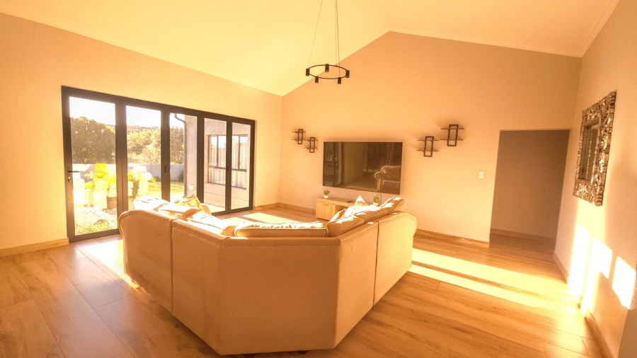 3 Bedroom Property for Sale in Meerhof North West